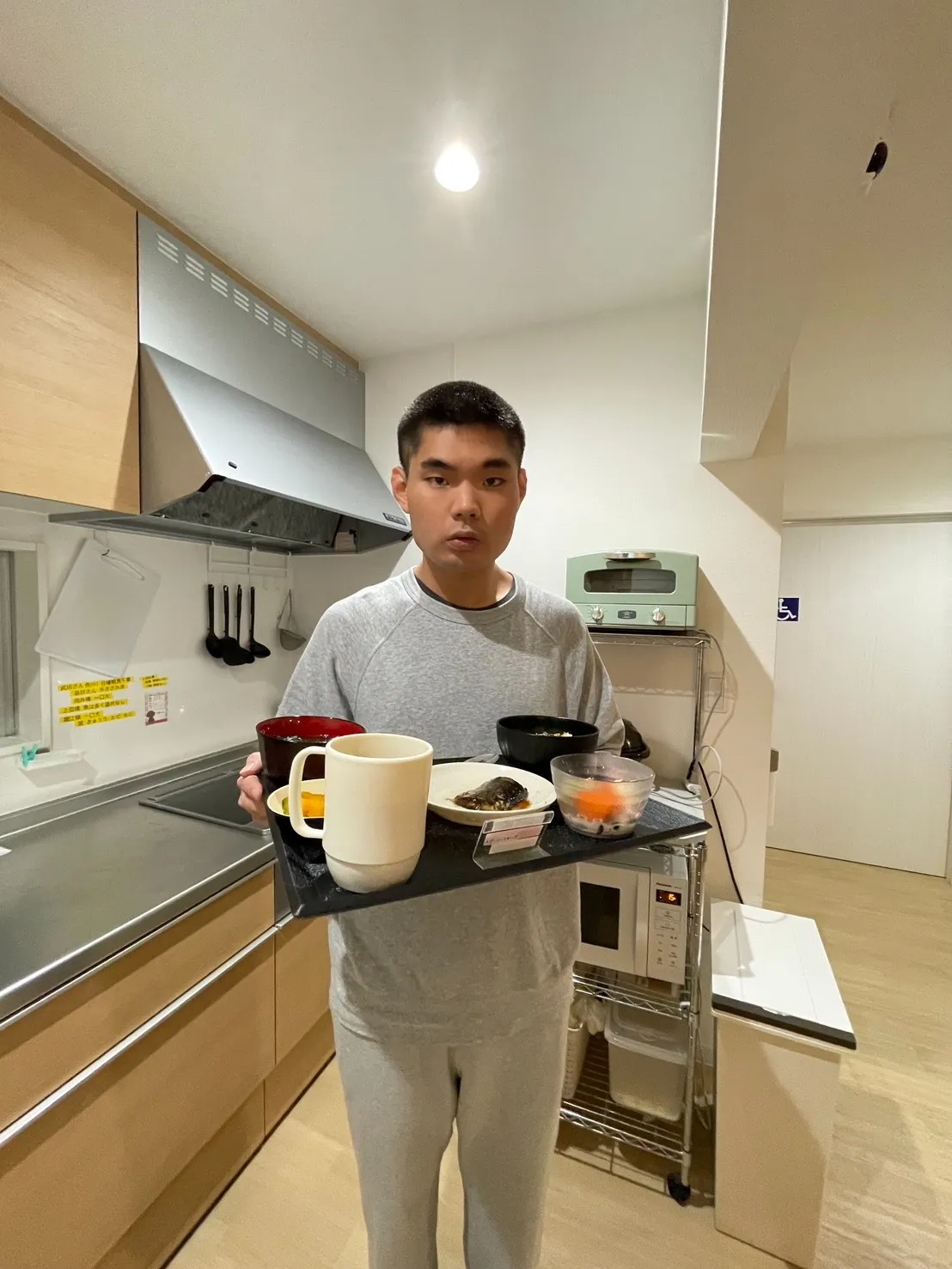 〜それぞれの夕食時間〜