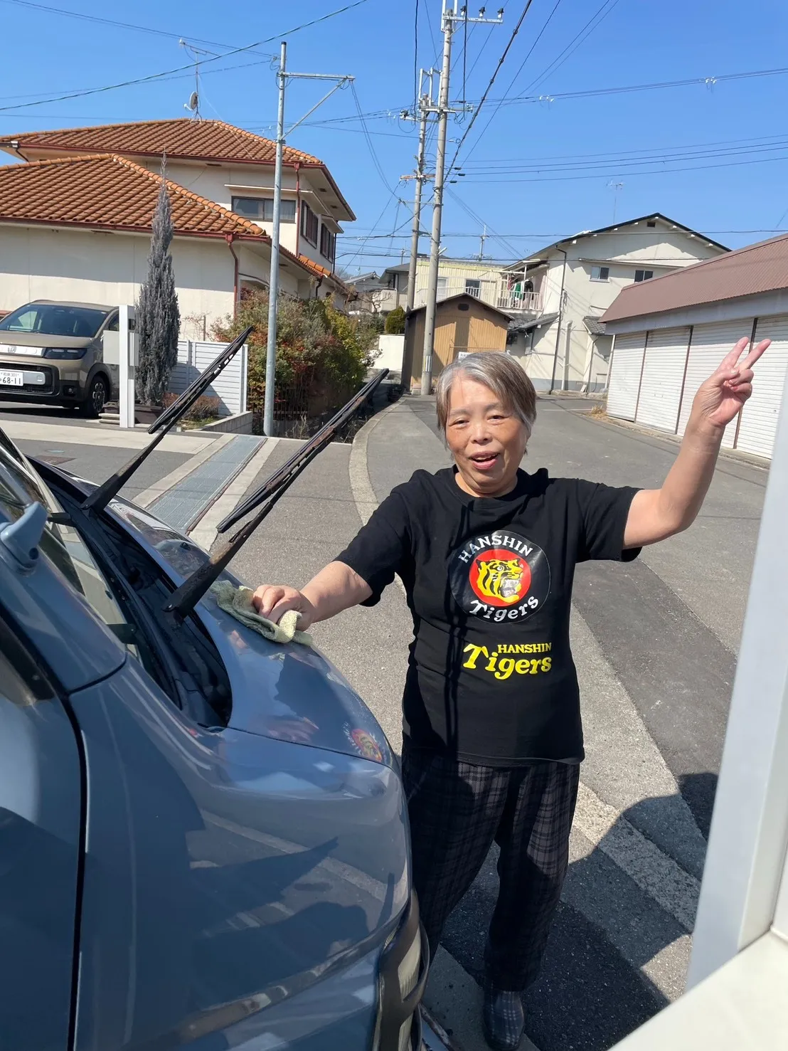 【青空の下で洗車日和】