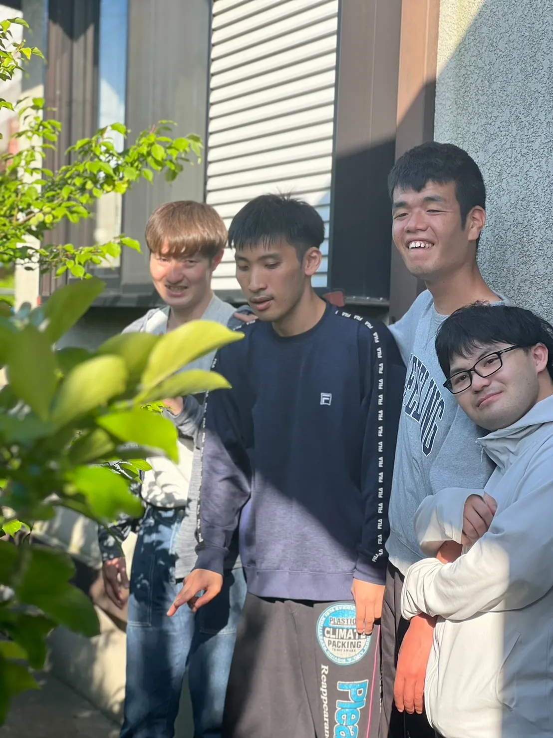 【梅の木をみんなで観察しました♪】