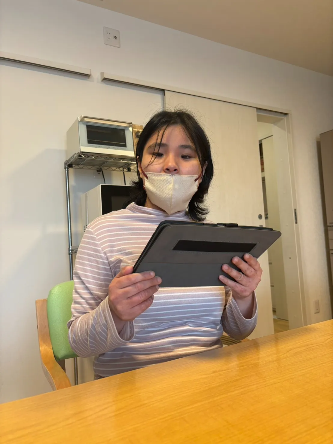 【お気に入りのタブレット時間♪笑顔あふれる穏やかなひととき(^^)/】
